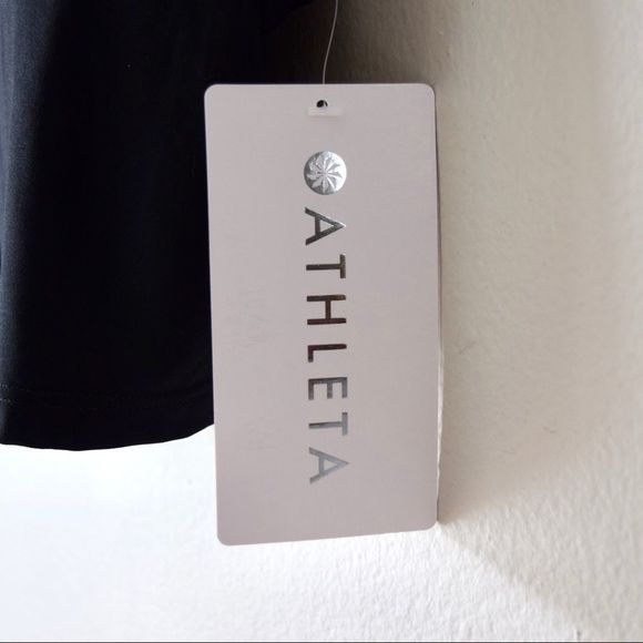 ATHLETA Conscious Crop Bikini Swim Top A-C, Black Size Small NWT $59 - Picture 4 of 11